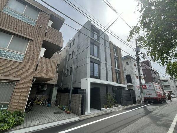 フラッフィー中野坂上 202｜東京都中野区本町３丁目(賃貸マンション1LDK・2階・37.62㎡)の写真 その1