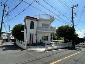 神奈川県横浜市金沢区富岡西１丁目