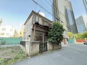 東京都新宿区北新宿２丁目