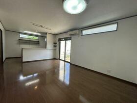 奈良県奈良市富雄元町３丁目