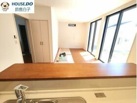 三重県鈴鹿市稲生塩屋２丁目