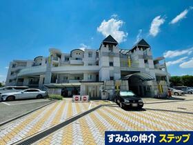 ロイヤルヒルズ東生駒　Ｂ棟