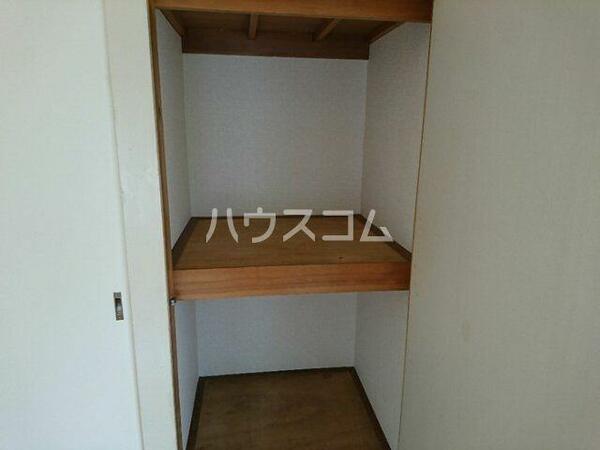 apartment 埼玉県吉川市高富１丁目
地図を見る
