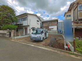 東京都三鷹市深大寺２丁目