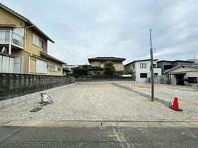 福岡県福岡市東区八田３丁目