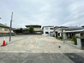 福岡県福岡市東区八田３丁目