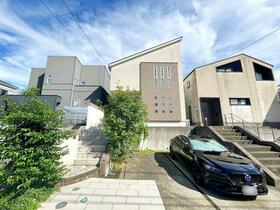 神奈川県横浜市港北区高田西4丁目