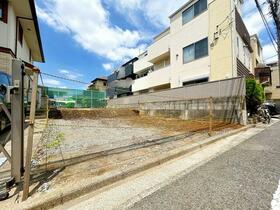 東京都板橋区小茂根４丁目