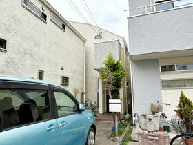 東京都中野区鷺宮１丁目