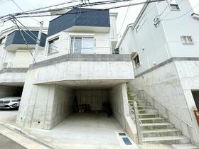 神奈川県横浜市西区藤棚町１丁目