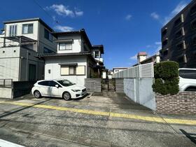 福岡県福岡市早良区小田部６丁目
