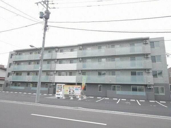 北海道札幌市白石区菊水九条２丁目(賃貸マンション2LDK・2階・55.00㎡)の写真 その1
