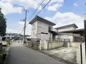 兵庫県三木市緑が丘町中２丁目