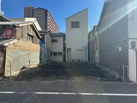 大阪府大阪市港区築港２丁目