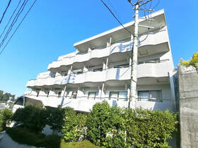 シャンブル向山Ａ