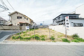 大阪府堺市西区浜寺諏訪森町中１丁