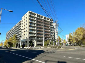 Ｄ’グラフォート東札幌Ｖ−Ｇａｒｄｅｎ