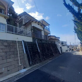 福岡県福岡市中央区小笹１丁目