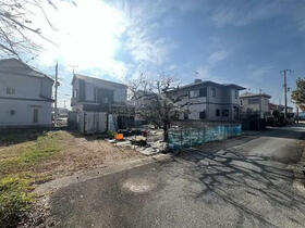 兵庫県三木市志染町中自由が丘２丁目