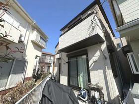 神奈川県横浜市港南区東芹が谷