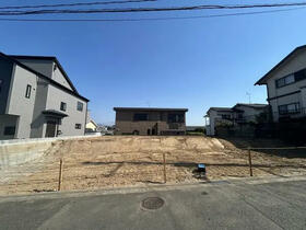 福岡県福岡市東区青葉６丁目