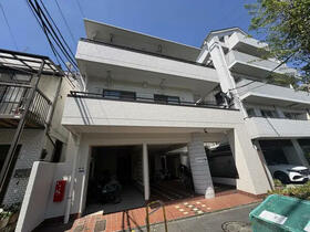 ワイエルコーポ大倉山第３