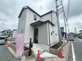 埼玉県吉川市中曽根１丁目