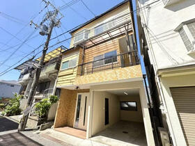 大阪府寝屋川市大利町
