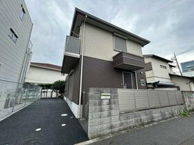 東京都三鷹市大沢２丁目