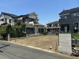 埼玉県三郷市戸ケ崎２丁目