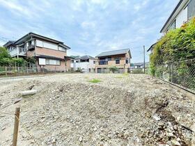 神奈川県横須賀市湘南鷹取３丁目