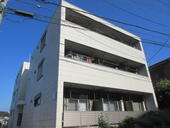 横浜市金沢区富岡西７丁目 3階建 築10年のイメージ