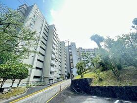 西一社第二団地１０１号棟　東