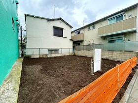 東京都中野区松が丘２丁目