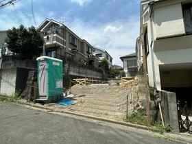 神奈川県横浜市旭区上白根１丁目
