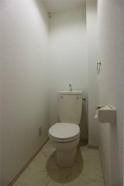 画像10:清潔感のあるトイレ