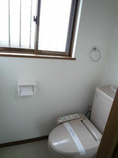 画像9:【トイレ】温水洗浄便座