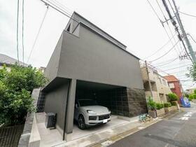 東京都杉並区和泉３丁目