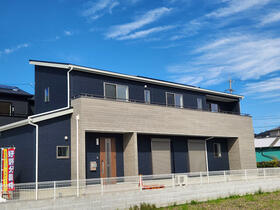 三重県四日市市釆女町