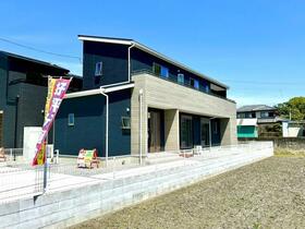 三重県四日市市釆女町