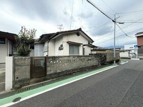 福岡県福岡市早良区原８丁目