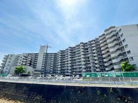 クローバーハイツ上野芝