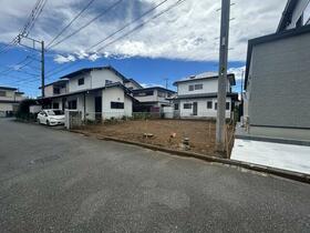 埼玉県上尾市大字小泉