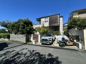 神奈川県藤沢市片瀬山１丁目