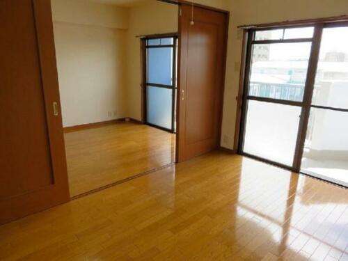 ポエシア・ブランカ_内装_1