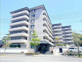 パークハイム宝ヶ池銀杏館