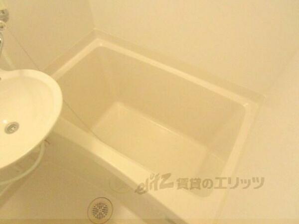 画像6:浴槽