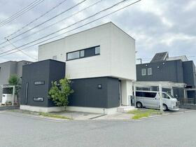 広島県広島市佐伯区石内北１丁目