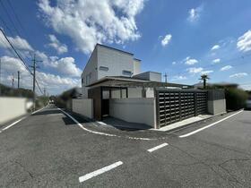 奈良県奈良市登美ヶ丘３丁目
