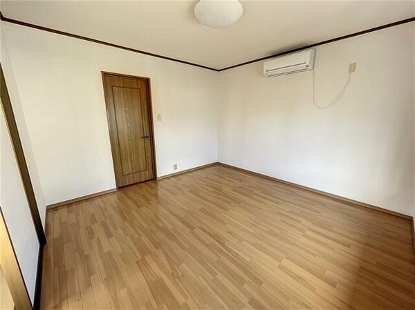 apartment 福島県伊達郡川俣町字中島
中島の賃貸情報を見る
物件地図